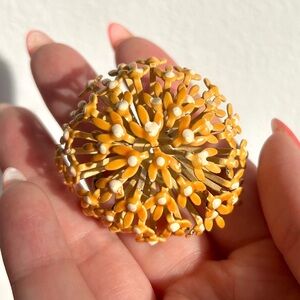 Vintage 60s/70s Yellow Enamel Flower Power Brooch